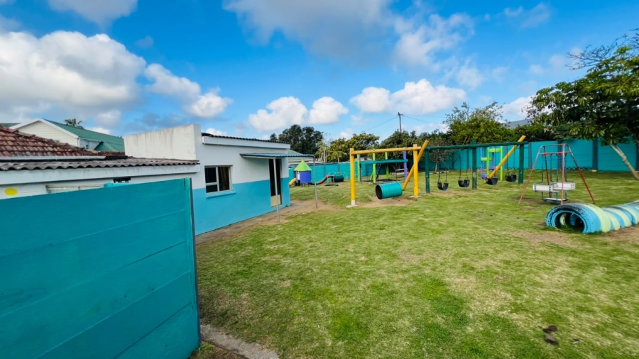 5 Bedroom Property for Sale in Greenfields Eastern Cape
